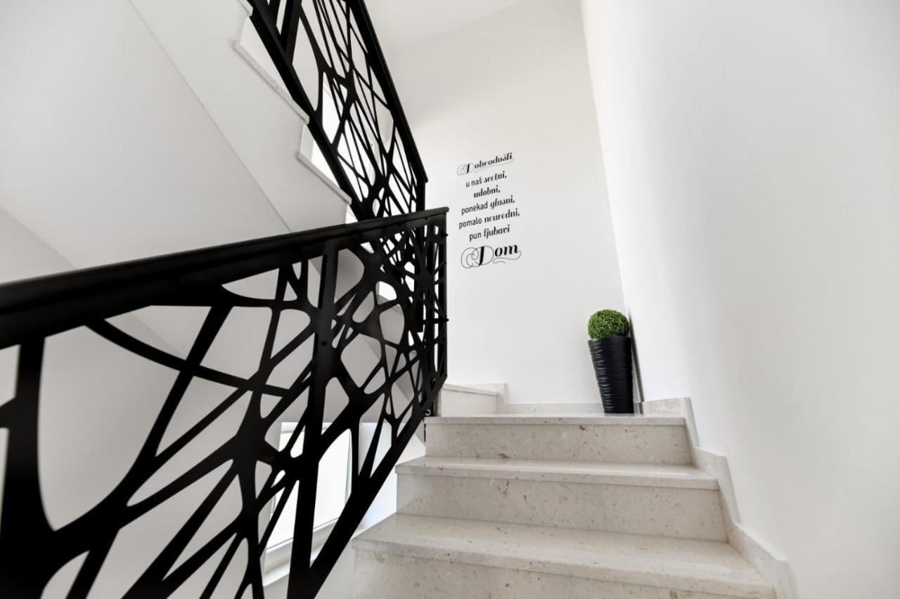 Family Apartment Amare ซาดาร์ ภายนอก รูปภาพ